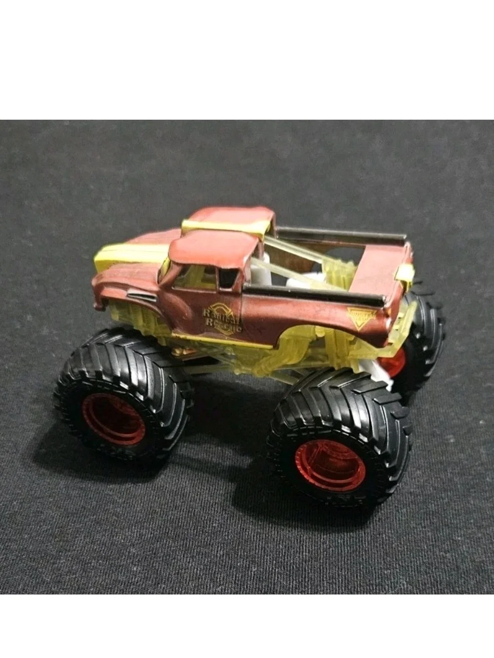 HOT WHEELS MONSTER JAM 1/64 RADICAL RESCUE DIECAST MONSTER TRUCK TOY